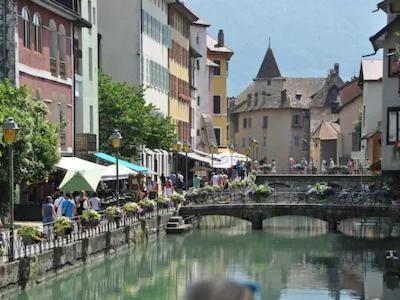 55 M²/ Chez Lorette/ 250M Lake/ Private Parking Annecy Buitenkant foto
